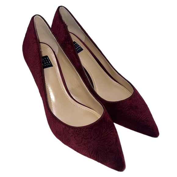 White House Black Market Shoes - NWOT White House Black Market Maroon Burgundy Floral Pointed Low Heels